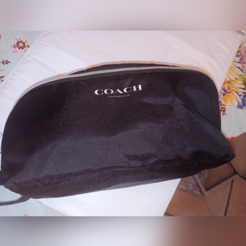 Coach Fragrance Zip Close Black Toiletry/Cosmetics Overnight Bag  12" x 5"